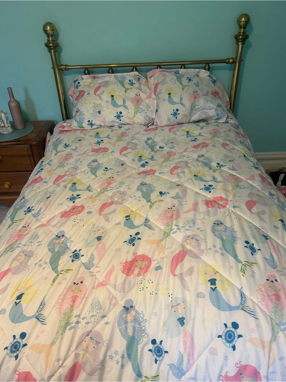 Full Size Mermaid Quilted Comforter and Shams Pink Blue